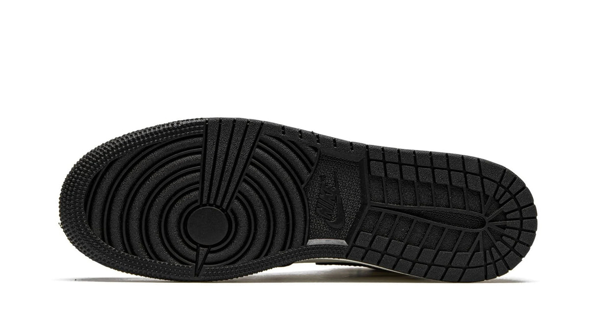 Air Jordan 1 Retro High OG GS "Dark Mocha" sneaker product image 2 | Foot Spikes
