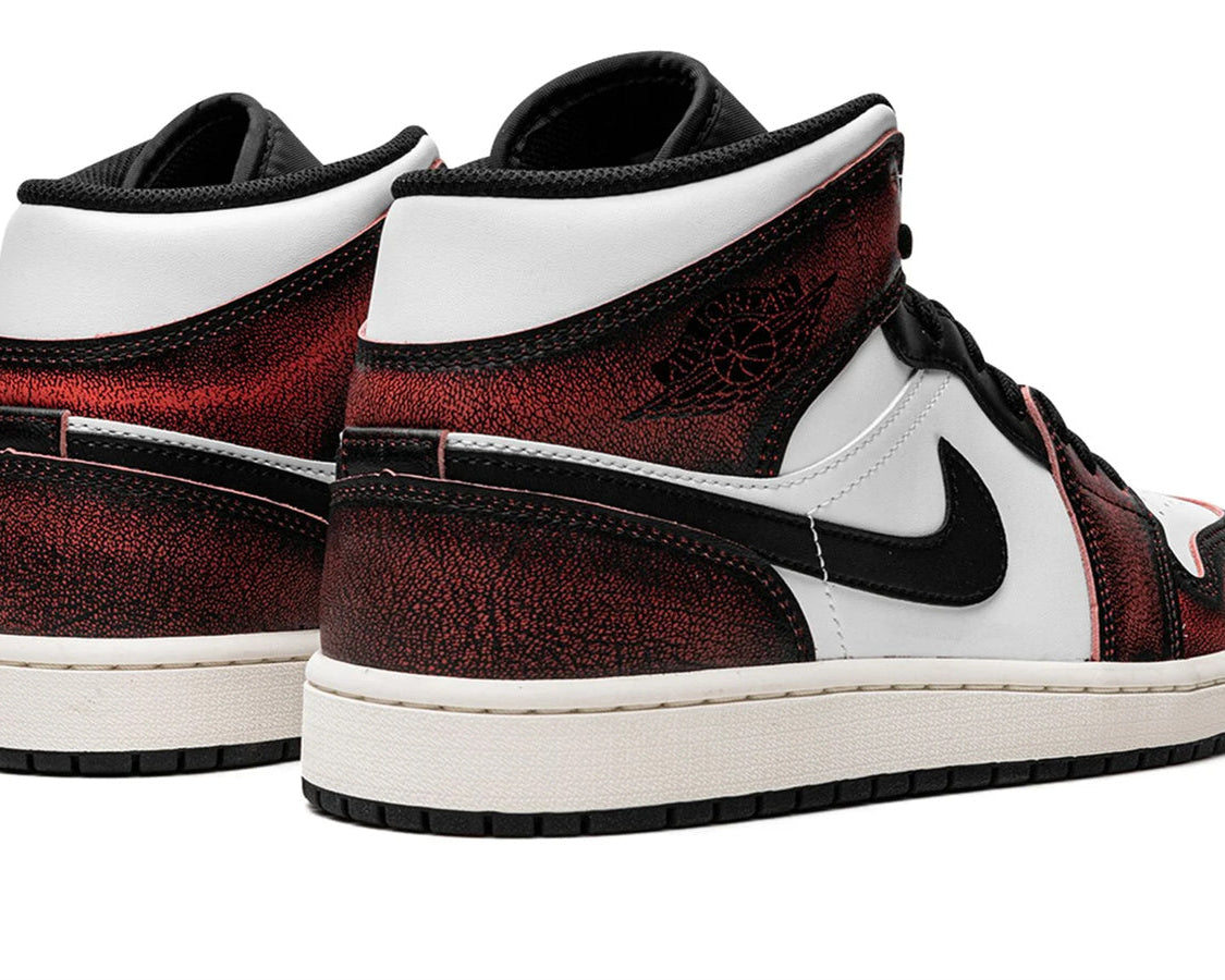 Air Jordan 1 Mid SE "Wear-Away - Infrared" sneaker product image 4 | Foot Spikes