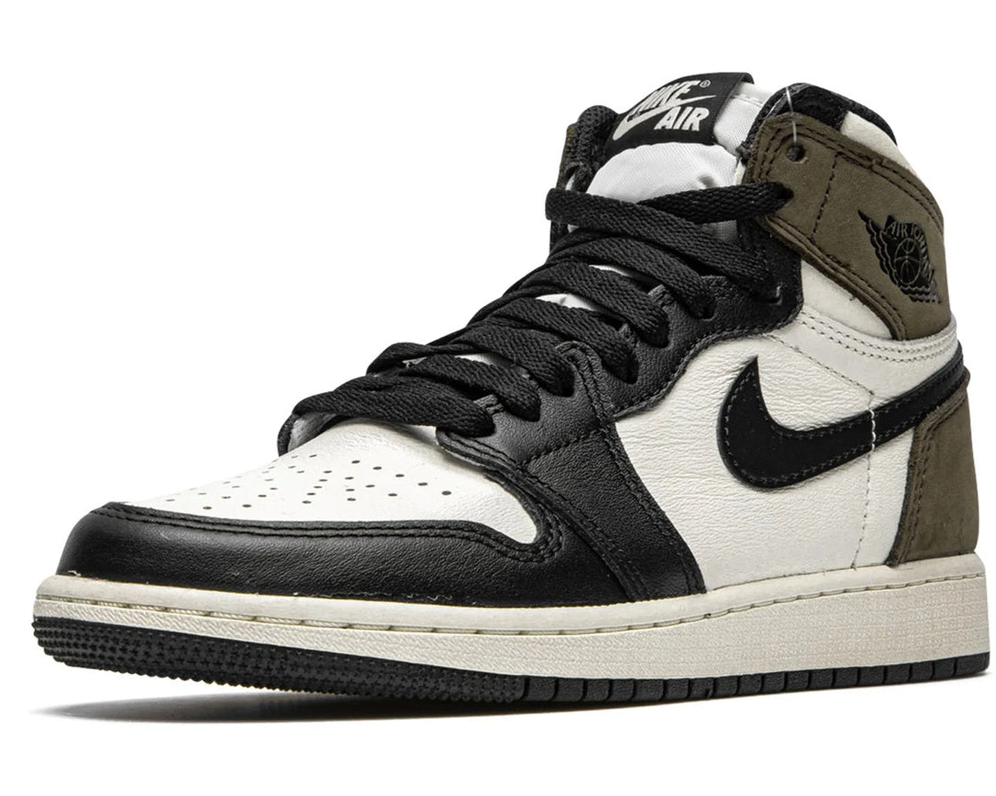 Air Jordan 1 Retro High OG GS "Dark Mocha" sneaker product image 4 | Foot Spikes