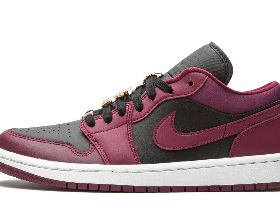 AIR JORDAN 1 LOW SE WMNS "Beetroot" sneaker product image 1 | Foot Spikes