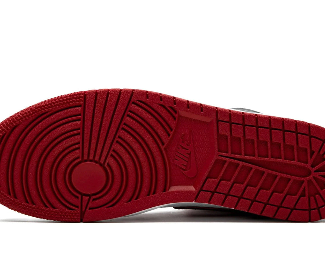Air Jordan 1 High OG "Bloodline / Meant To Fly" sneaker product image 5 | Foot Spikes