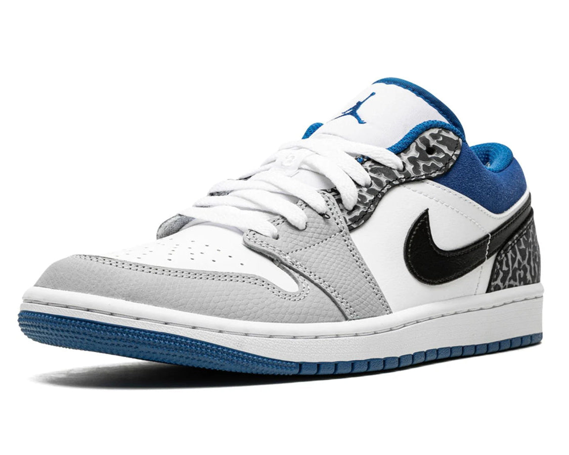 Jordan 1 Low SE "True Blue" sneaker product image 3 | Foot Spikes