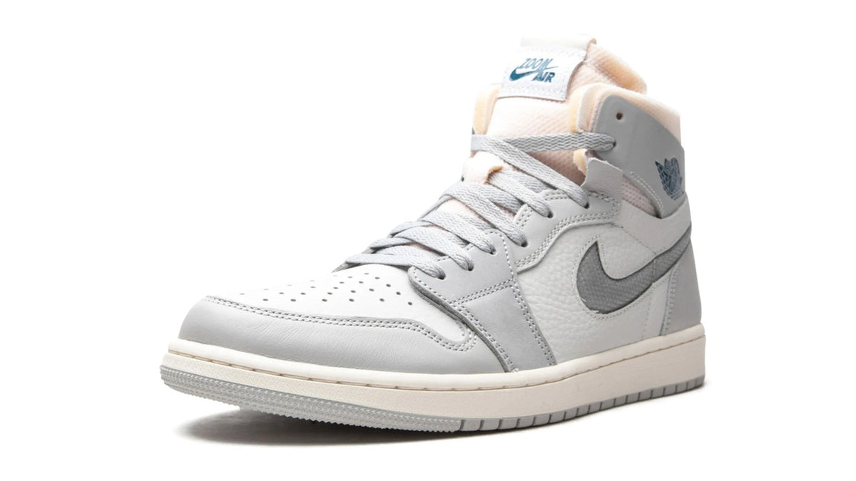 Air Jordan 1 Zoom CMFT "London" sneaker product image 3 | Foot Spikes