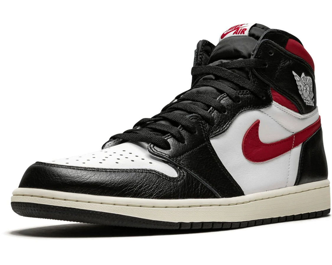 Air Jordan 1 Retro High OG "Gym Red" sneaker product image 3 | Foot Spikes