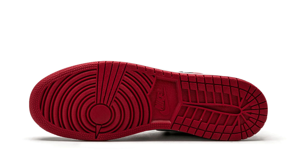 Air Jordan 1 Retro High OG "Black Toe" sneaker product image 5 | Foot Spikes