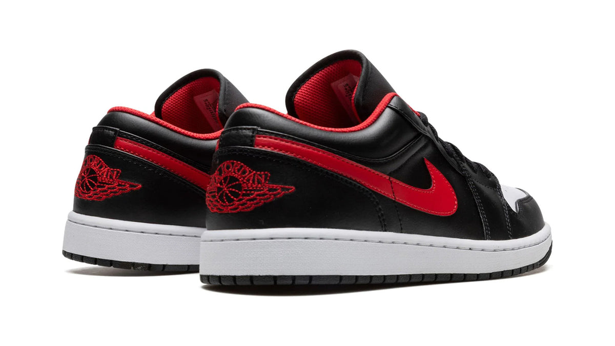 Air Jordan 1 Low "White Toe" sneaker product image 4 | Foot Spikes