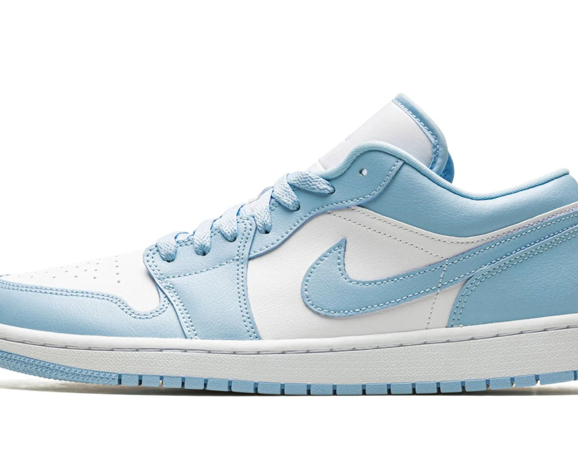 AIR JORDAN 1 LOW WMNS "Ice Blue" sneaker product image 1 | Foot Spikes