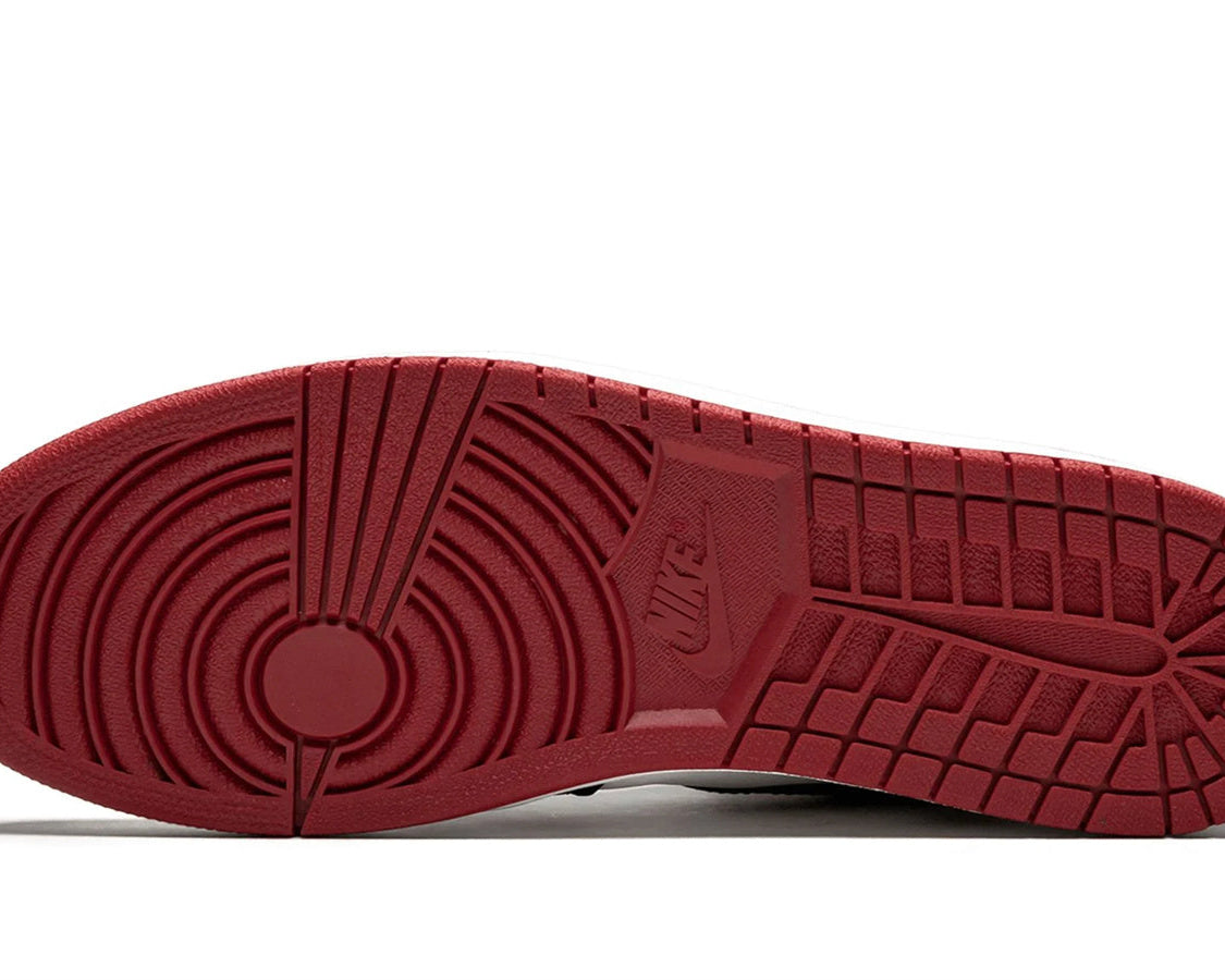 Air Jordan 1 Retro High OG "Black Toe 2016" sneaker product image 5 | Foot Spikes