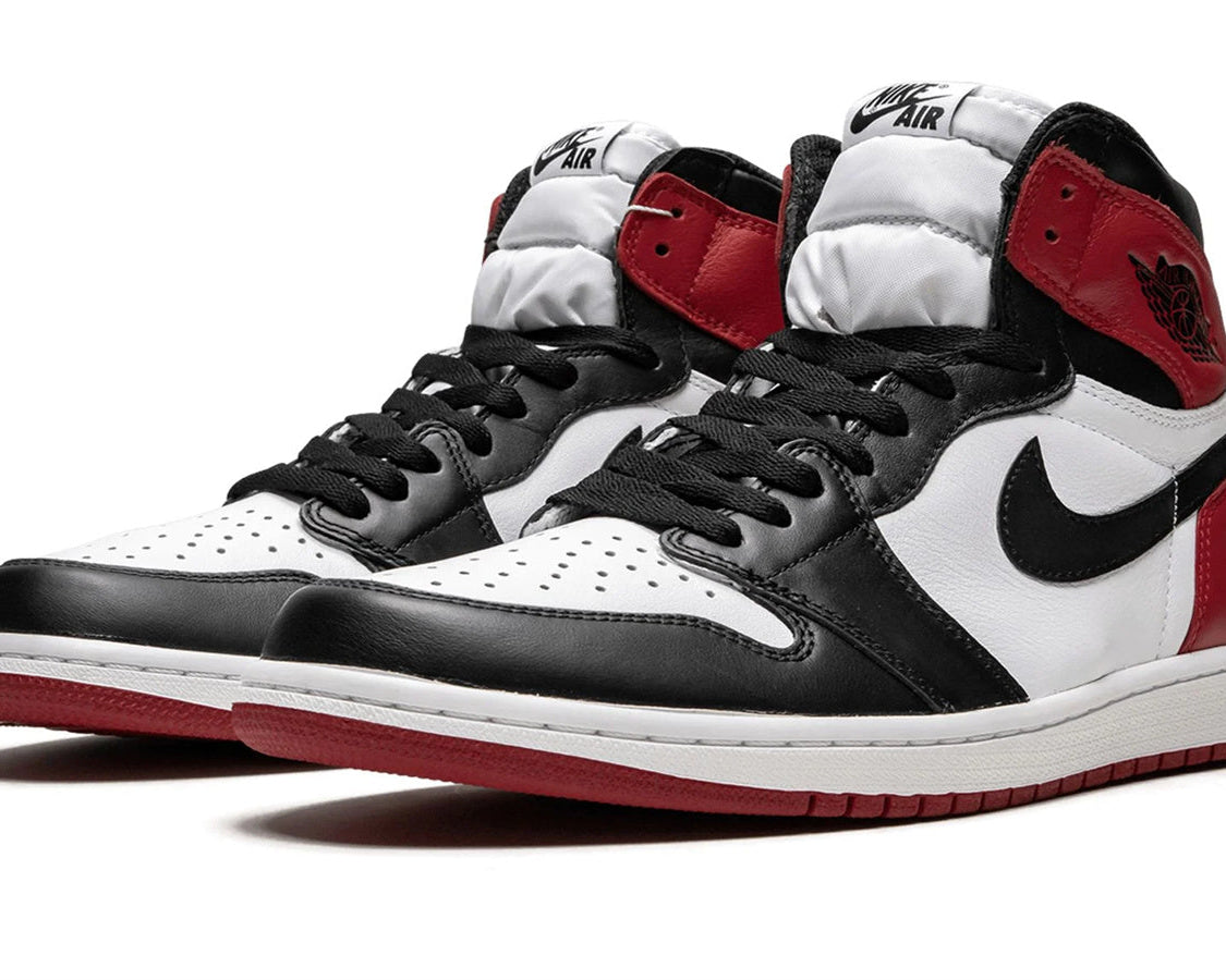 Air Jordan 1 Retro High OG "Black Toe 2016" sneaker product image 2 | Foot Spikes