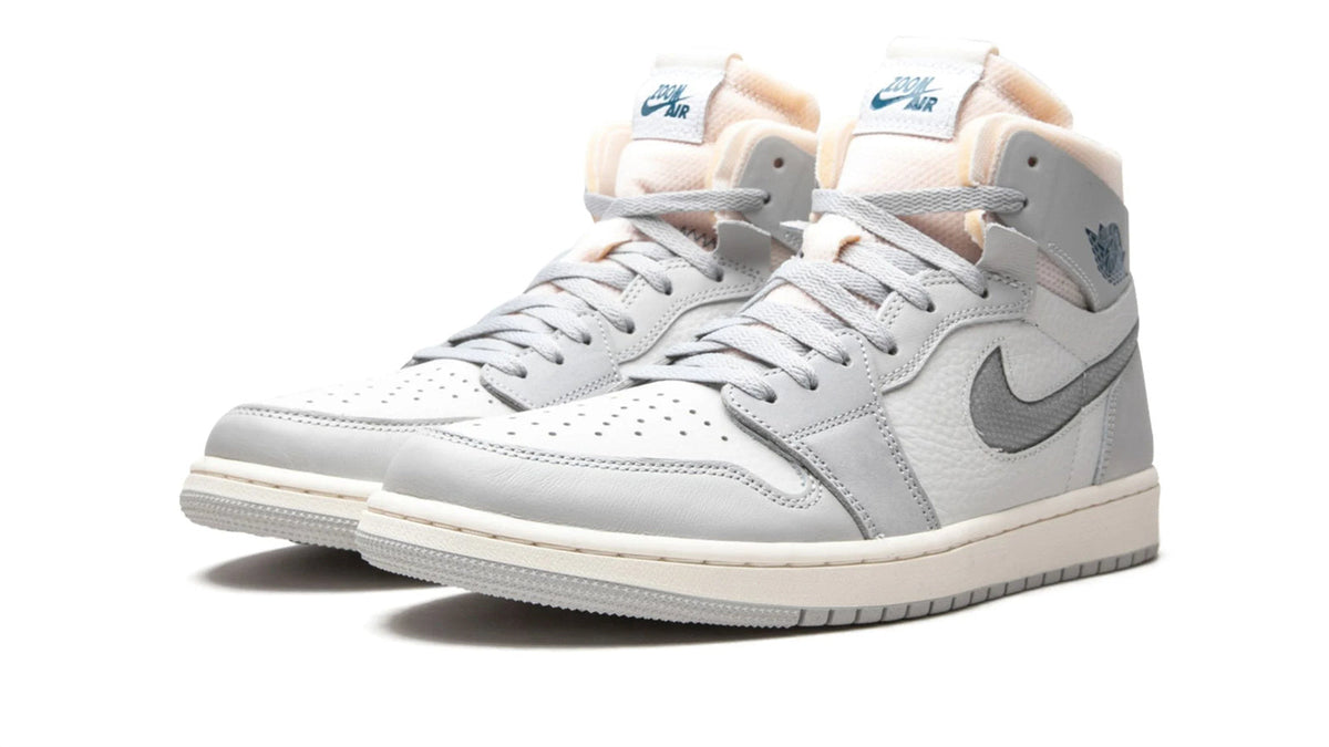 Air Jordan 1 Zoom CMFT "London" sneaker product image 2 | Foot Spikes