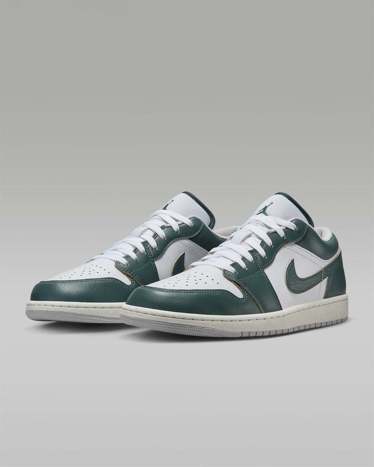 Air Jordan 1 "Oxidized Green" sneaker product image 6 | Foot Spikes