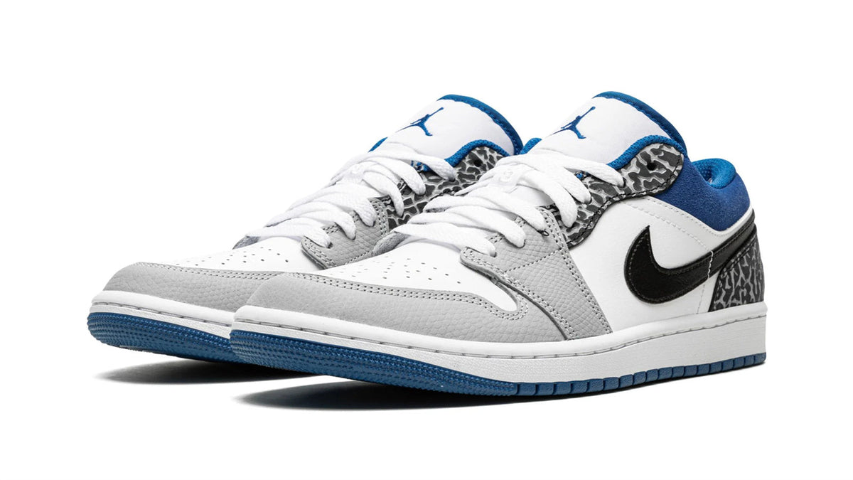 Jordan 1 Low SE "True Blue" sneaker product image 2 | Foot Spikes