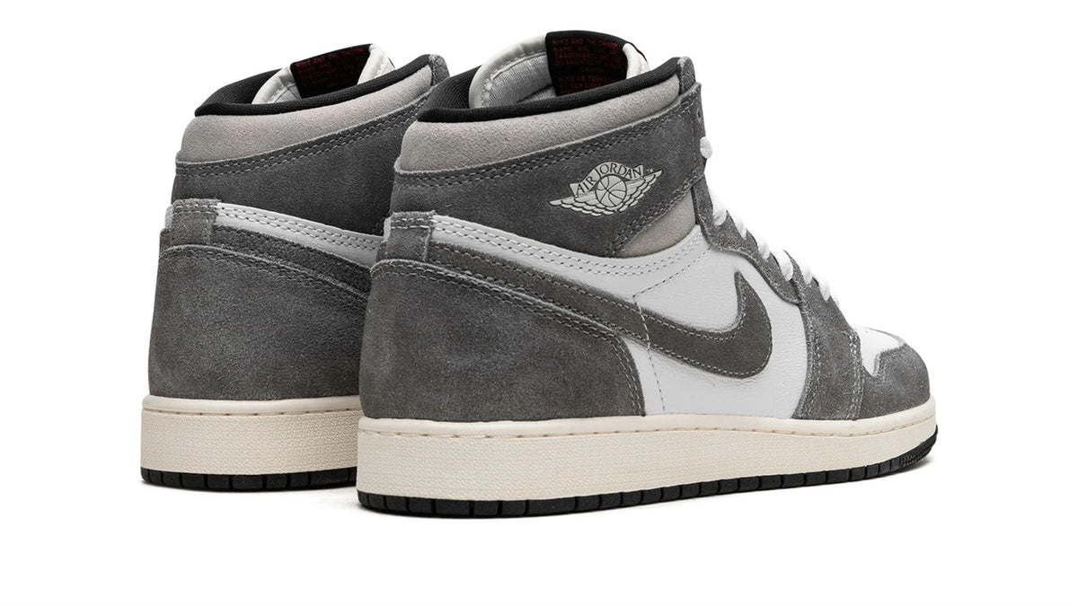 Air Jordan 1 "Washed Black" sneaker product image 4 | Foot Spikes