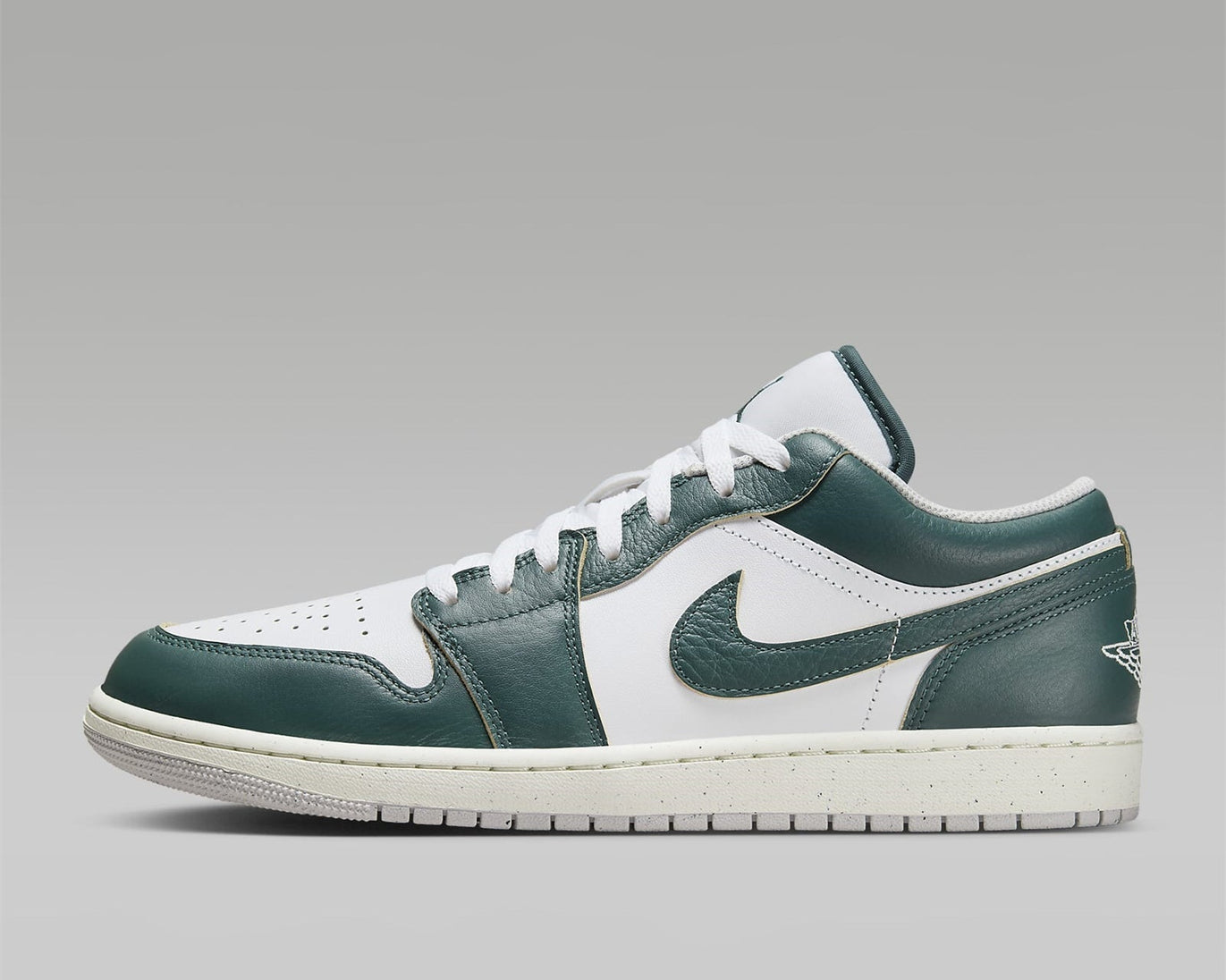 Air Jordan 1 "Oxidized Green" sneaker product image 5 | Foot Spikes