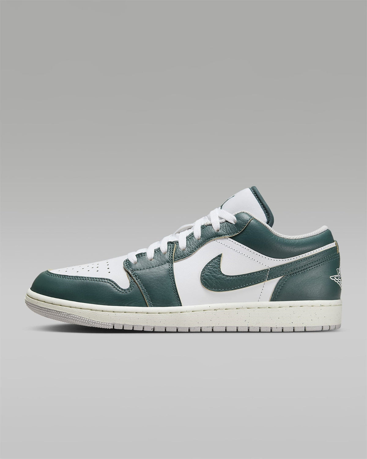 Air Jordan 1 "Oxidized Green" sneaker product image 5 | Foot Spikes