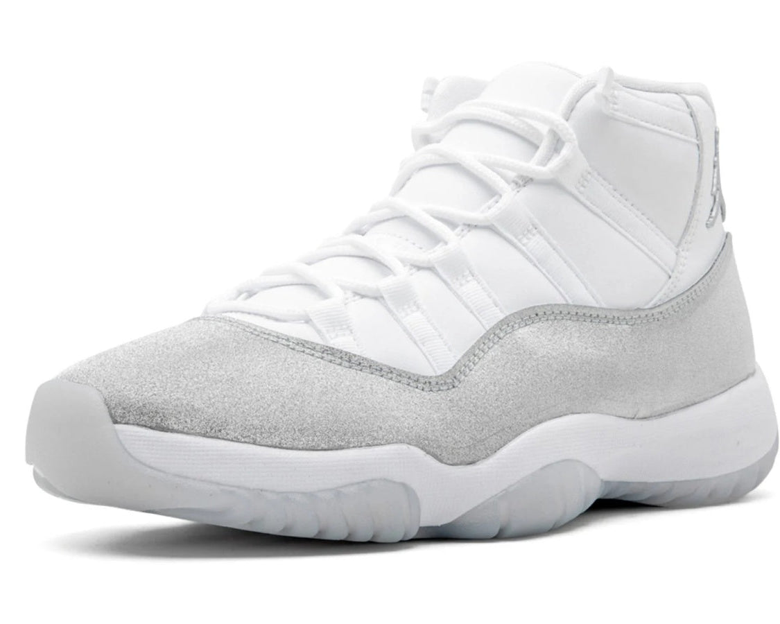 AIR JORDAN 11 RETRO WMNS "METALLIC SILVER" sneaker product image 3 | Foot Spikes