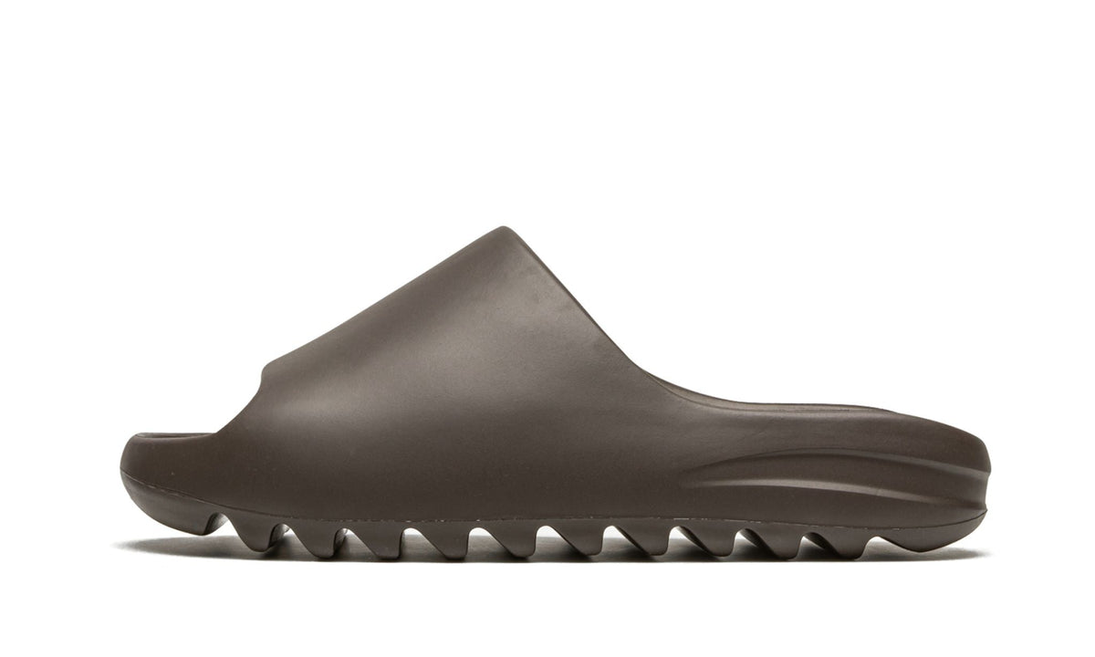 YEEZY SLIDE "Soot 2021" sneaker product image 1 | Foot Spikes
