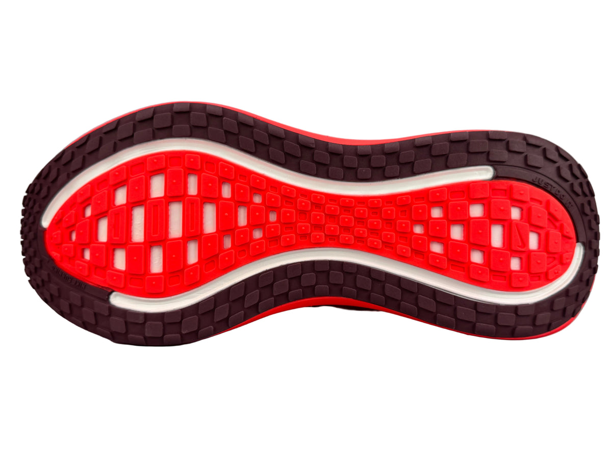 Wmns Vomero Plus 'Hyper Pink' sneaker product image 3 | Foot Spikes