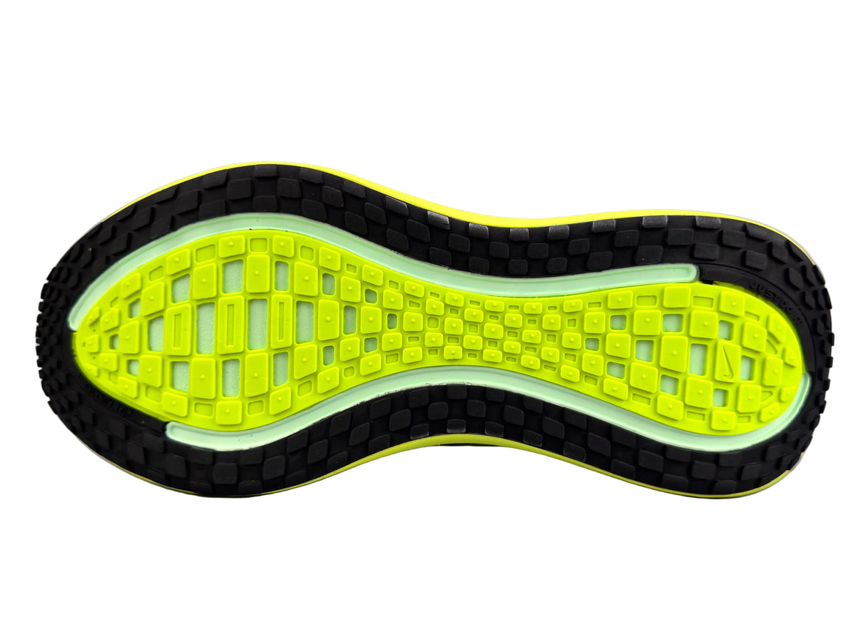 Vomero Plus 'Bright Mango' sneaker product image 2 | Foot Spikes