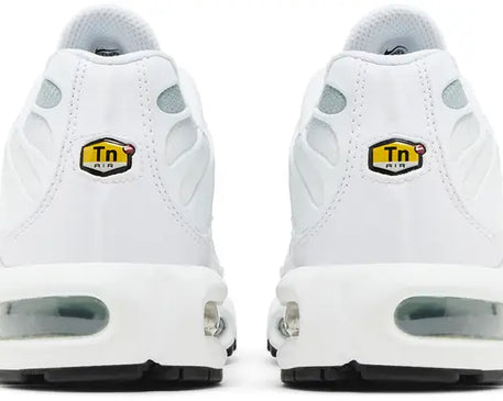 Wmns Air Max Plus 'Mica Green' sneaker product image 3 | Foot Spikes