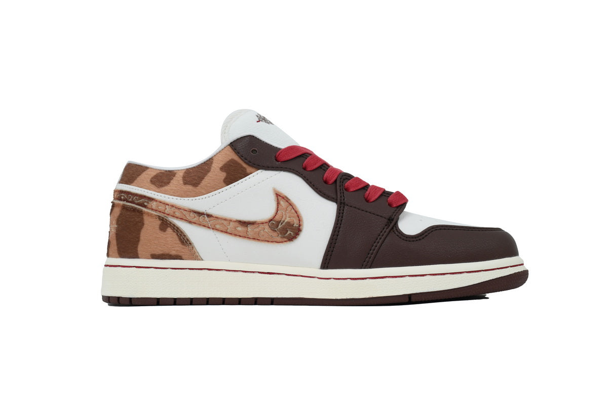 Air Jordan 1 Low SE 'Year of the Horse' sneaker product image 4 | Foot Spikes