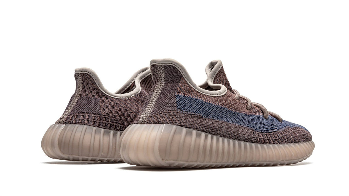 YEEZY BOOST 350 V2 "Fade" sneaker product image 4 | Foot Spikes
