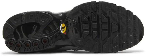 Air Max Plus Utility 'Wolf Grey Black' sneaker product image 2 | Foot Spikes