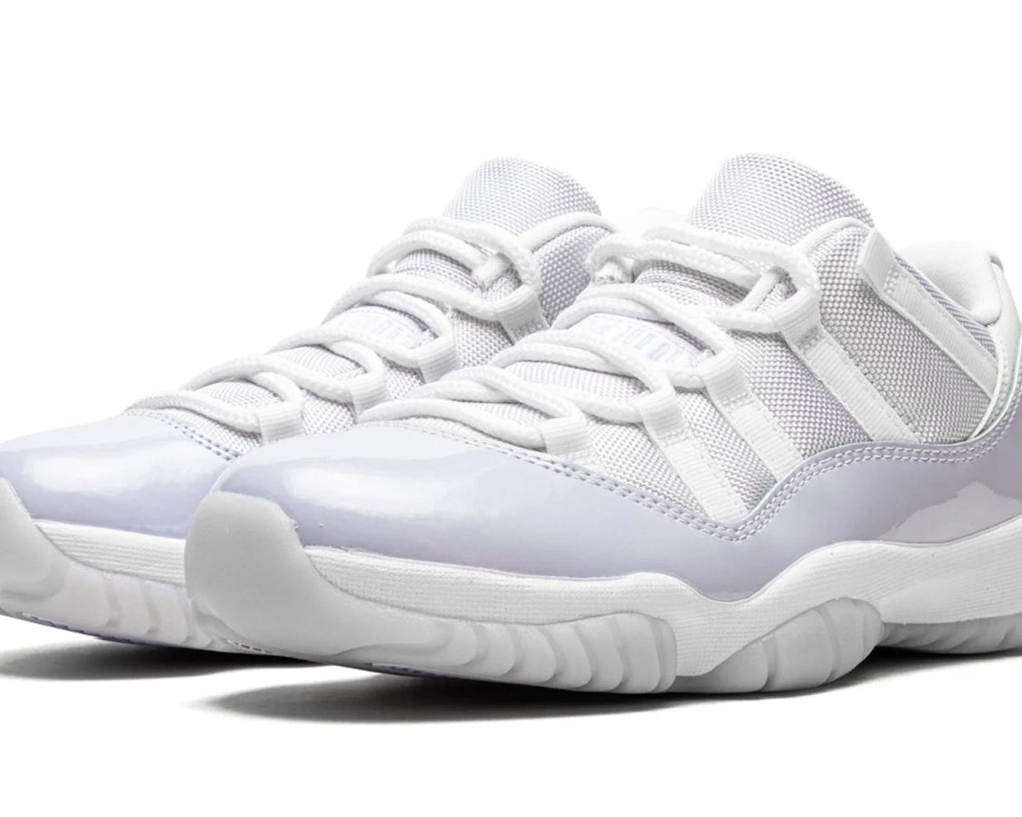 AIR JORDAN 11 LO WMNS "Pure Violet" sneaker product image 2 | Foot Spikes