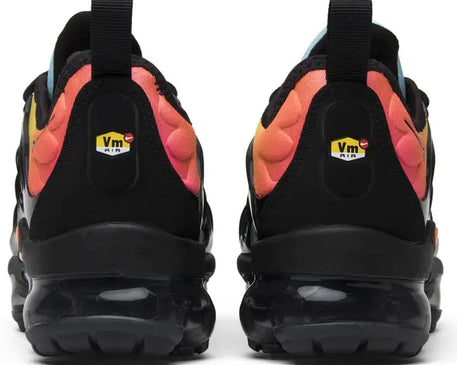 Wmns Air VaporMax Plus 'Tropical Sunset' sneaker product image 3 | Foot Spikes