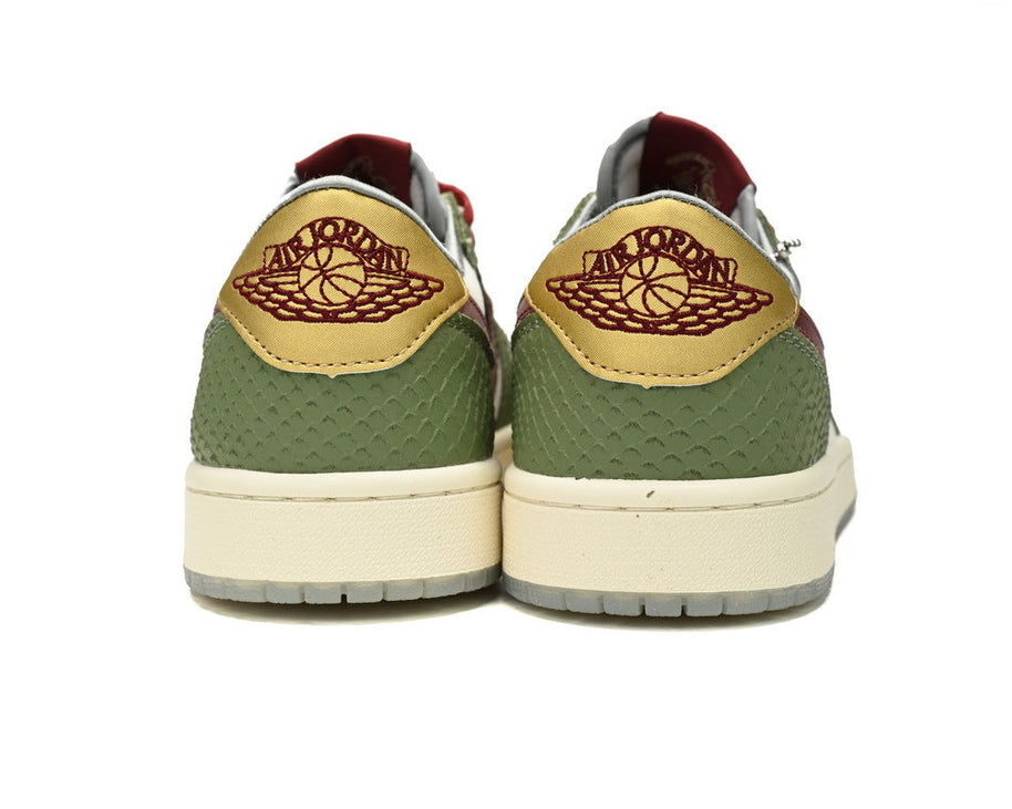 Air Jordan 1 Retro Low OG 'Year of the Dragon' sneaker product image 3 | Foot Spikes
