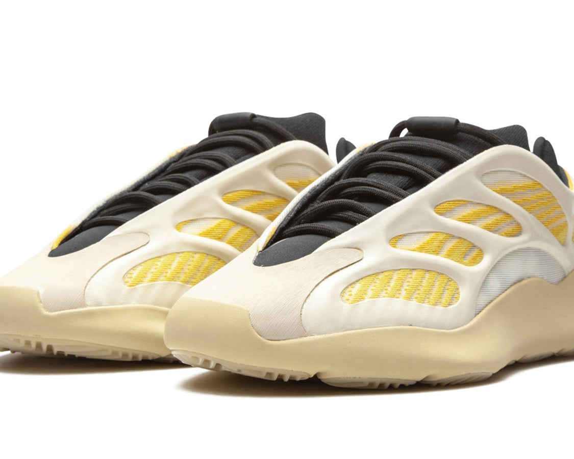 YEEZY 700 V3 "Safflower" sneaker product image 2 | Foot Spikes