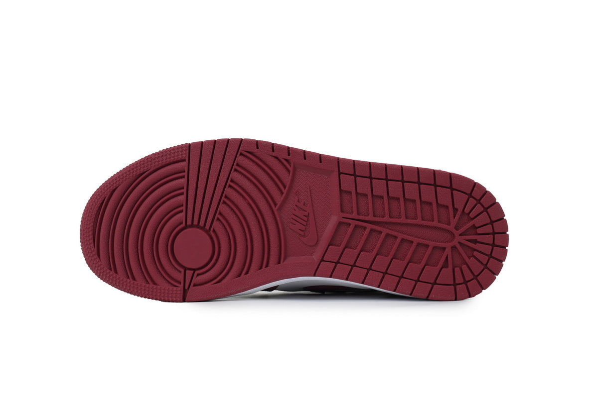 Air Jordan 1 Retro High OG 'Artisanal Red' sneaker product image 2 | Foot Spikes