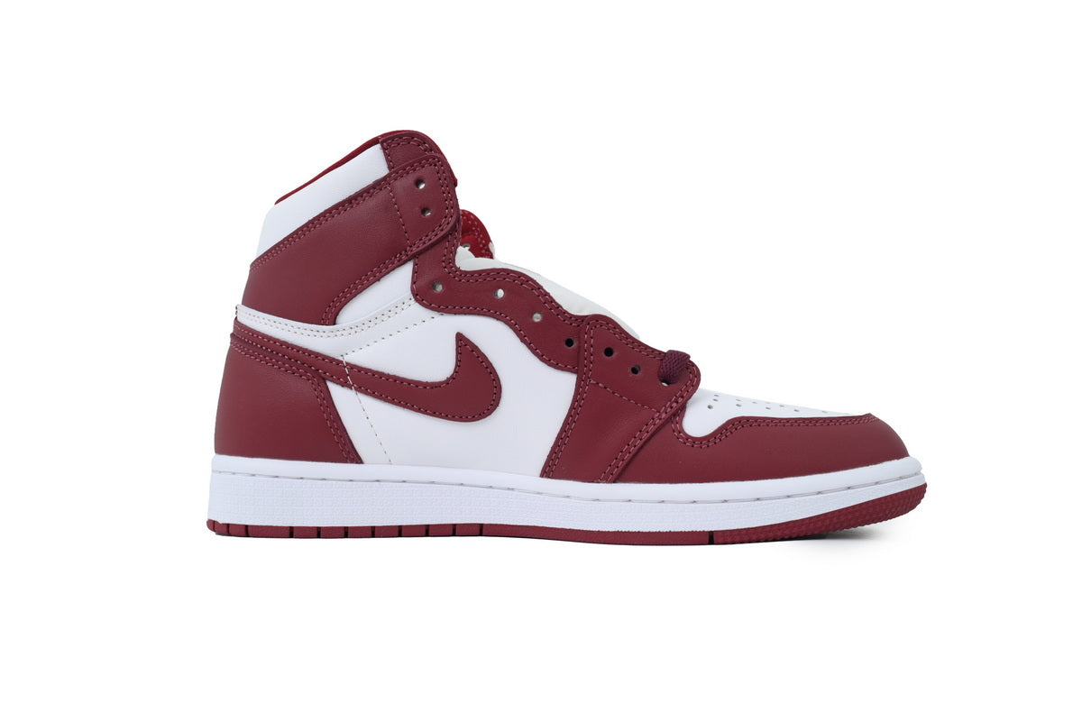 Air Jordan 1 Retro High OG 'Artisanal Red' sneaker product image 4 | Foot Spikes
