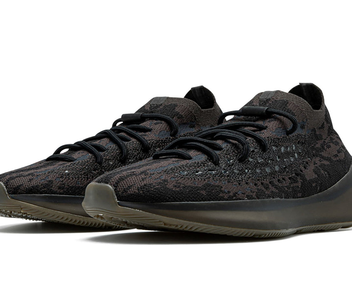 YEEZY BOOST 380 "Onyx" sneaker product image 2 | Foot Spikes