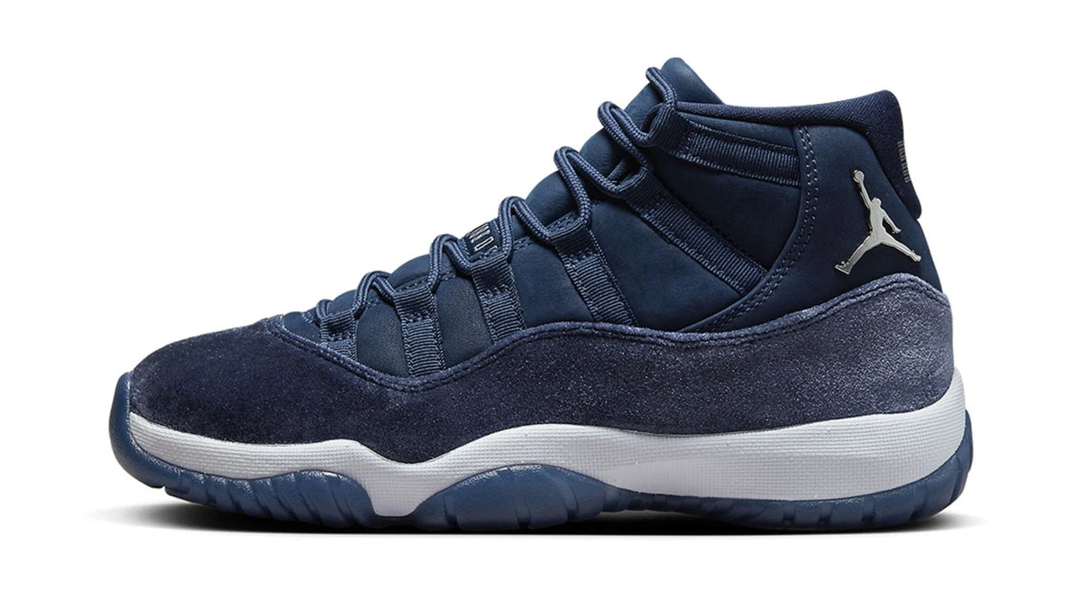 AIR JORDAN 11 VELVET WMNS "Midnight Navy" sneaker product image 1 | Foot Spikes