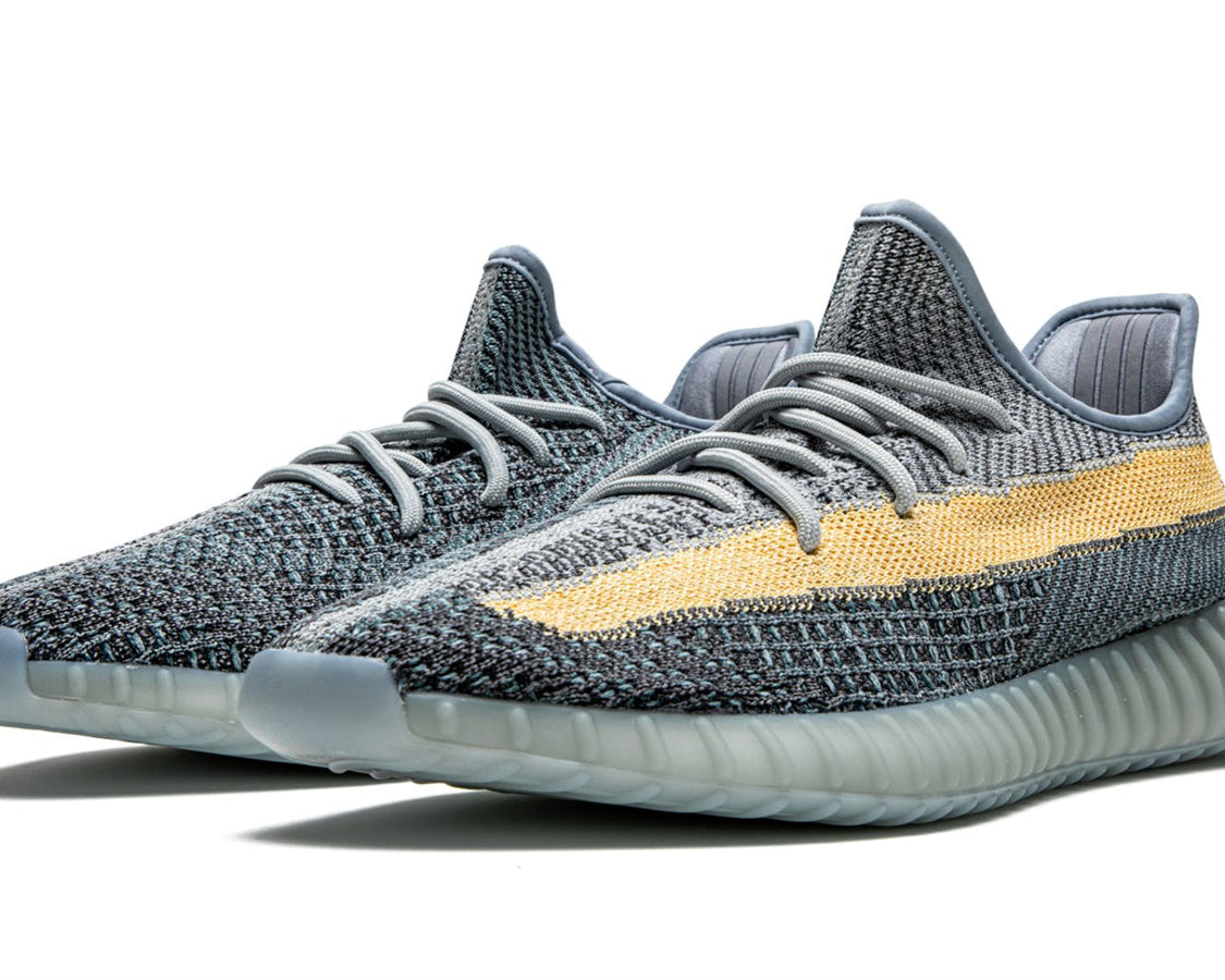 YEEZY BOOST 350 V2 "Ash Blue" sneaker product image 2 | Foot Spikes