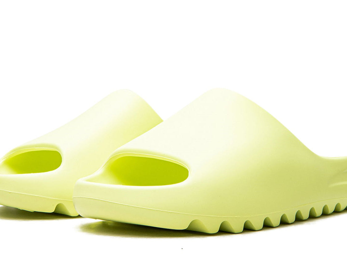 YEEZY SLIDE "Glow" sneaker product image 2 | Foot Spikes