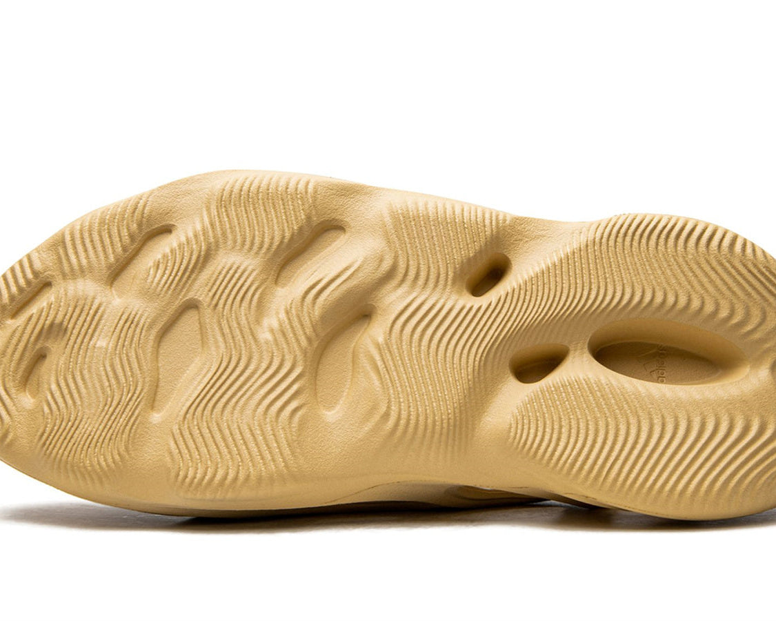 YEEZY FOAM RUNNER "Desert Sand" sneaker product image 5 | Foot Spikes