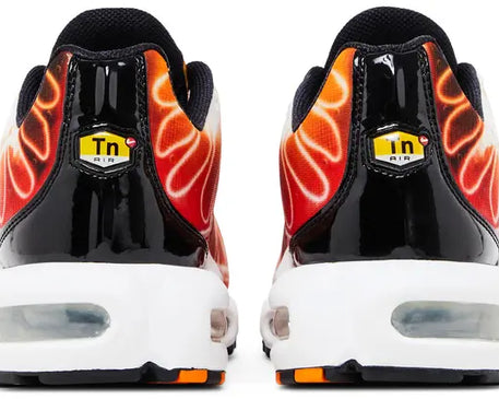 Men's Air Max Plus 'Light Photography - Sport Red' sneaker product image 3 | Foot Spikes
