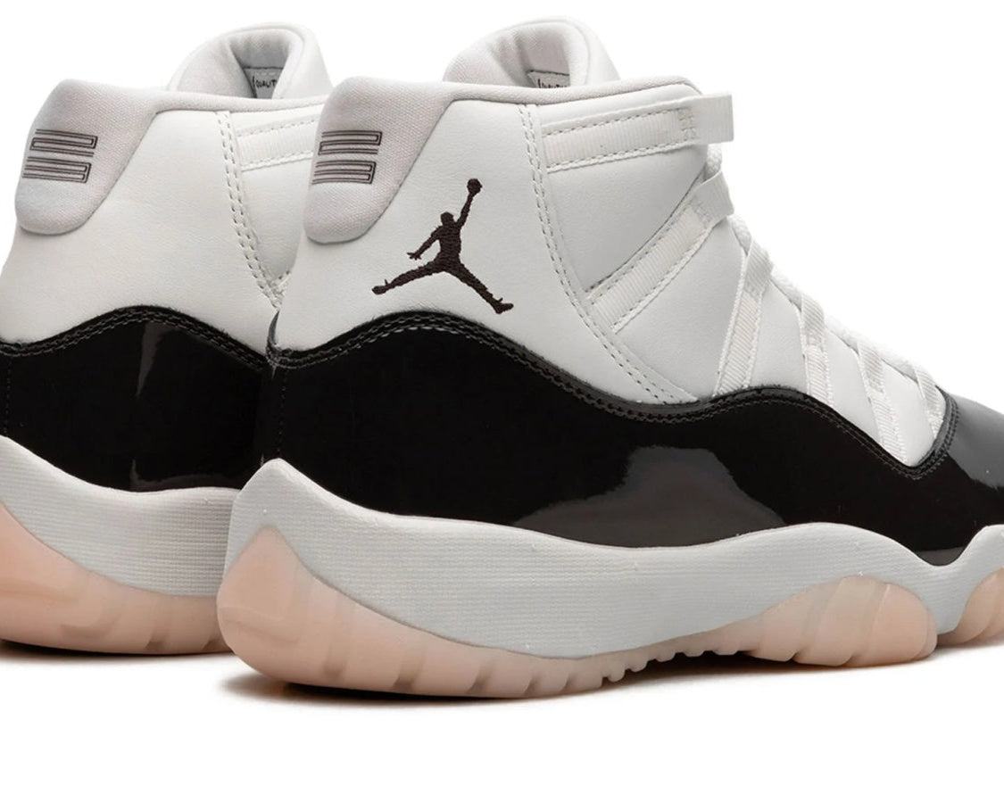 AIR JORDAN 11 WMNS "Neapolitan" sneaker product image 4 | Foot Spikes
