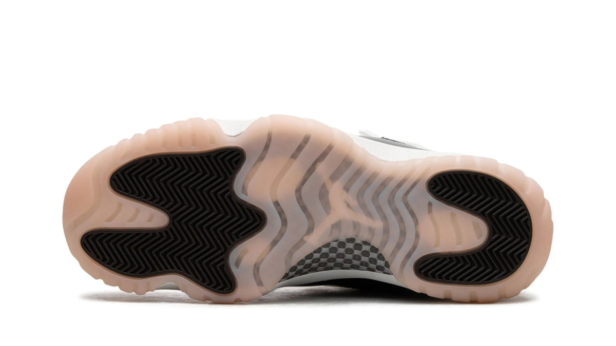 AIR JORDAN 11 WMNS "Neapolitan" sneaker product image 5 | Foot Spikes