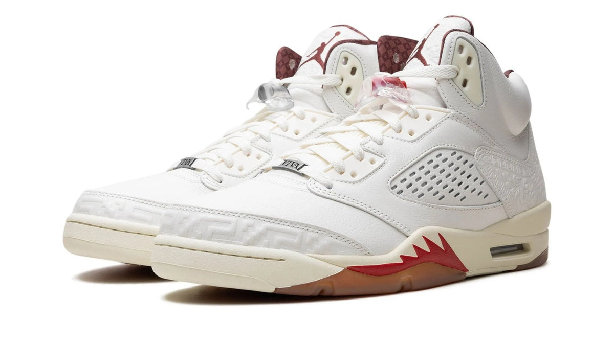 Air Jordan 5 "El Grito" sneaker product image 2 | Foot Spikes