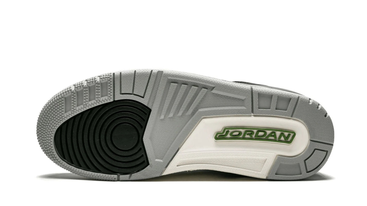 Air Jordan 3 Retro "Chlorophyll" sneaker product image 5 | Foot Spikes