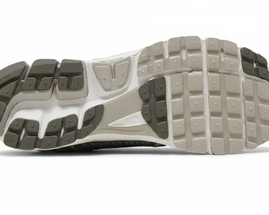 Air Zoom Vomero 5 'Light Iron Ore' sneaker product image 2 | Foot Spikes