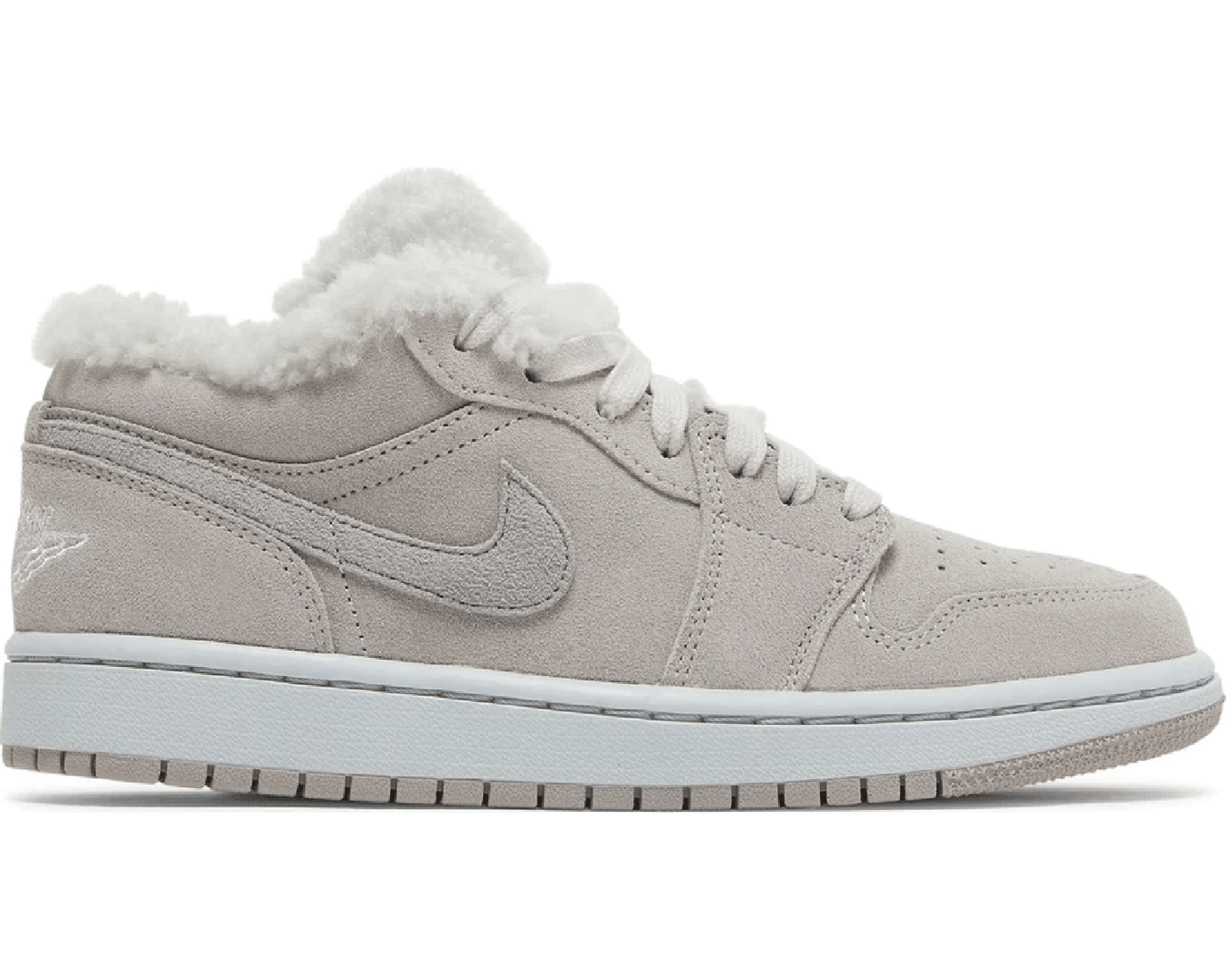 Wmns Air Jordan 1 Low SE 'Sherpa Fleece' sneaker product image 4 | Foot Spikes