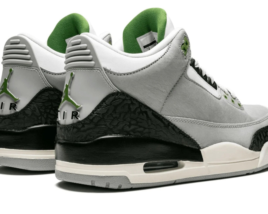 Air Jordan 3 Retro "Chlorophyll" sneaker product image 4 | Foot Spikes