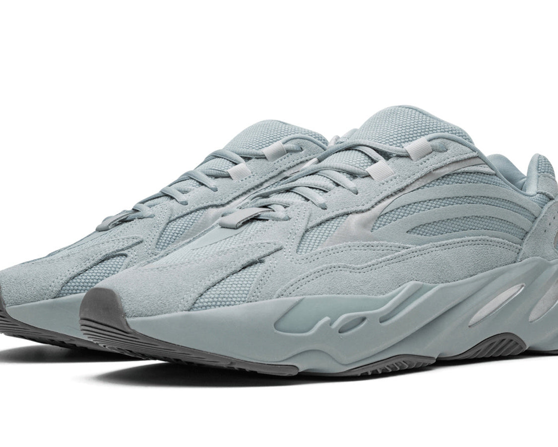 YEEZY BOOST 700 V2 "Hospital Blue" sneaker product image 2 | Foot Spikes
