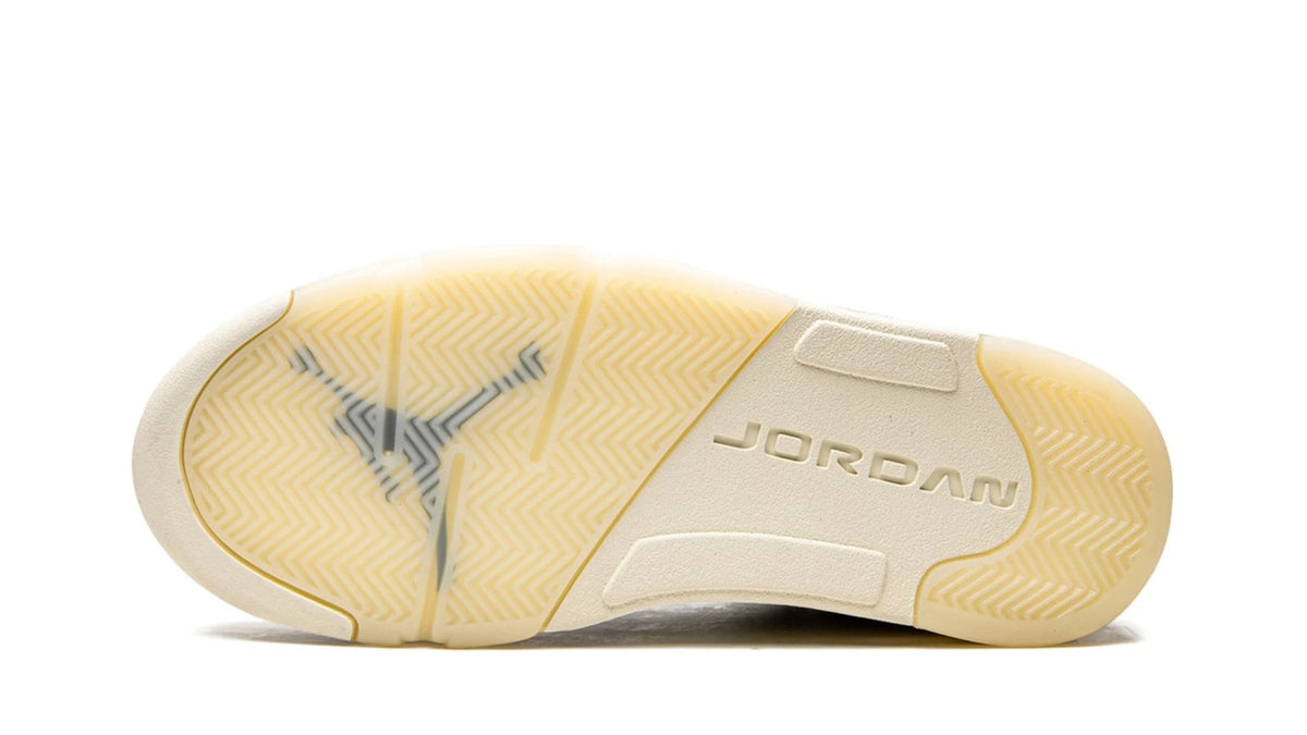 AIR JORDAN 5 LO WMNS "Expression" sneaker product image 5 | Foot Spikes
