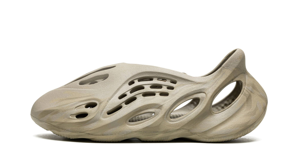 YEEZY FOAM RUNNER "Stone Sage" sneaker product image 1 | Foot Spikes