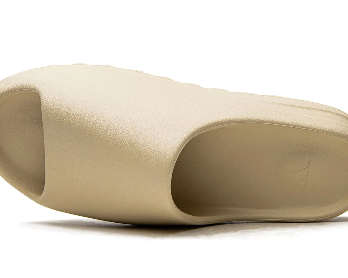 YEEZY SLIDE "Pure" sneaker product image 3 | Foot Spikes